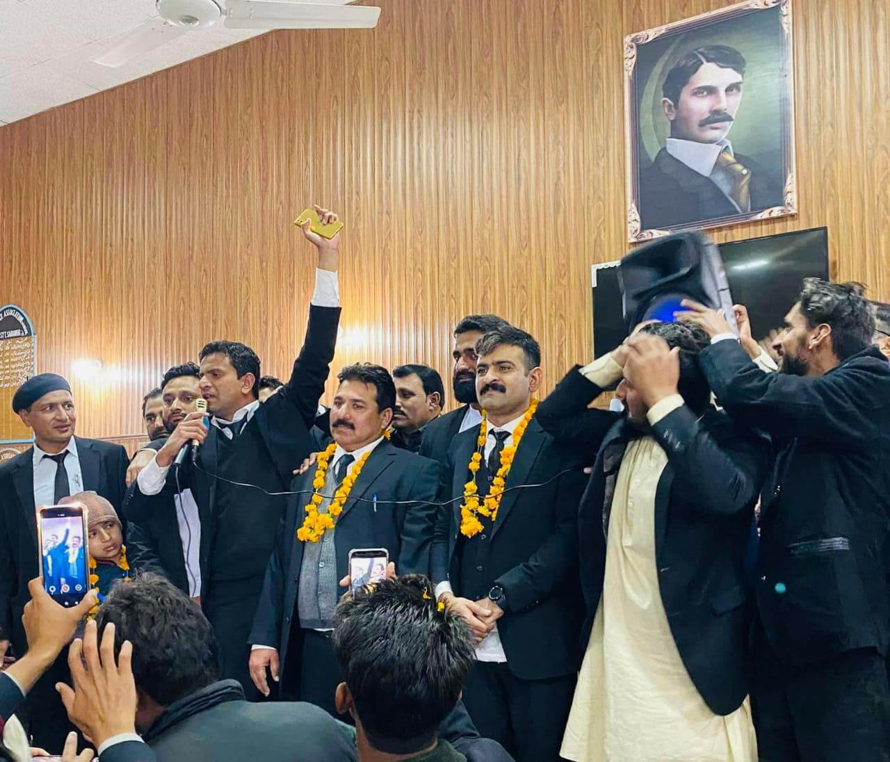 mandi bahauddin bar association