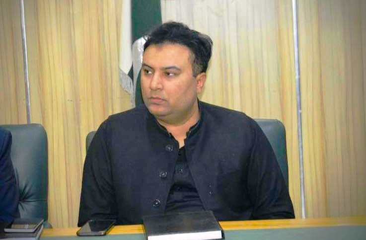 Assistant Commissioner mandi bahauddin Kashif Jalil AC