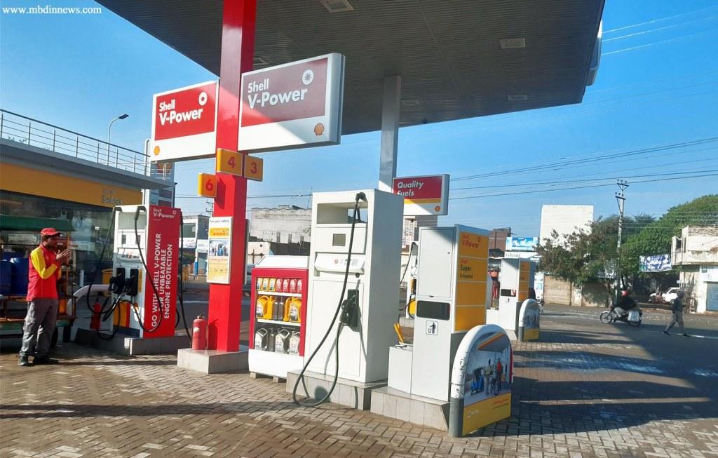 today petrol price in pakistan 2023