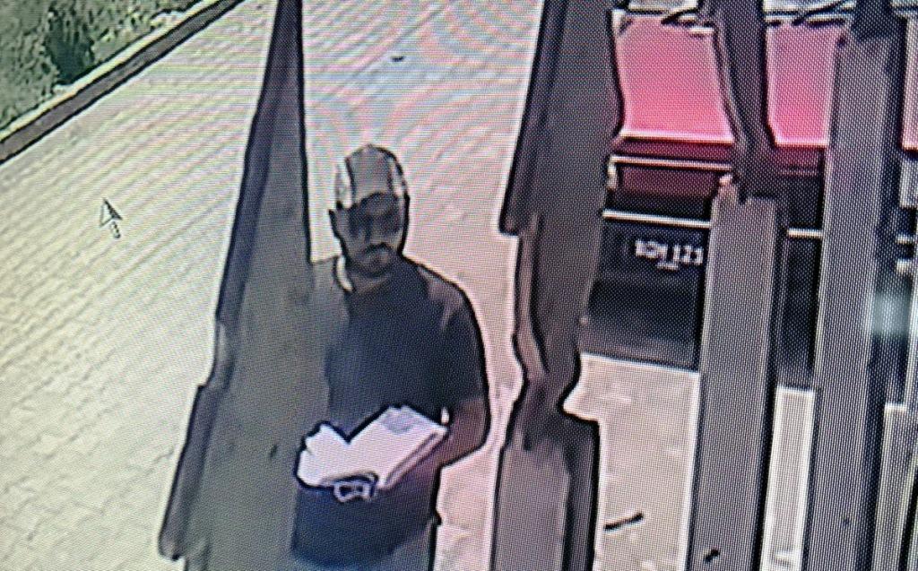 robbery in mandi bahauddin