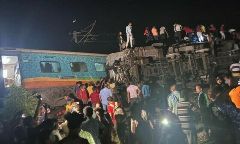 Collision between passenger and freight trains in India, 280 killed
