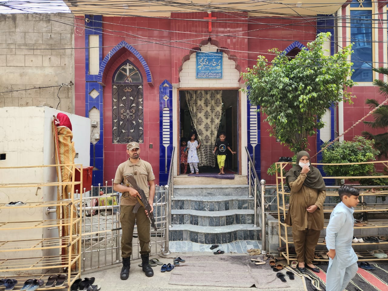 mandi bahauddin church