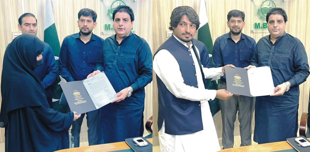 DC distributed letters among the employees in building department