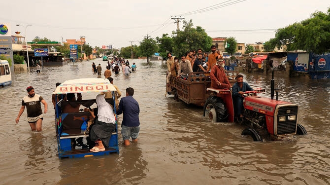 HHRD سیلاب سے متاثرہ علاقوں میں سرگرم، 70 ہزار سے زیادہ متاثرین کو امداد فراہم